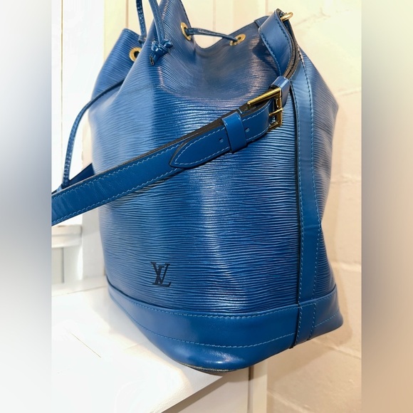 RARE Vintage Louis Vuitton Noé Bucket Bag – Blue Epi Leather France 1994 - Picture 13 of 17